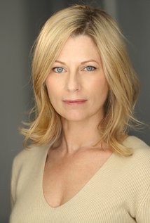 Angela Pierce